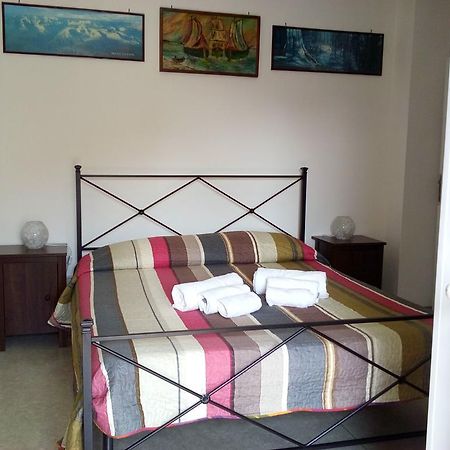B&B La Cubanina ローマ エクステリア 写真