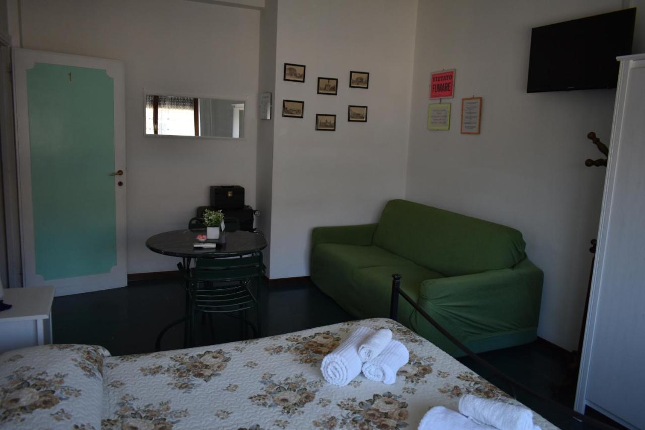 B&B La Cubanina ローマ エクステリア 写真