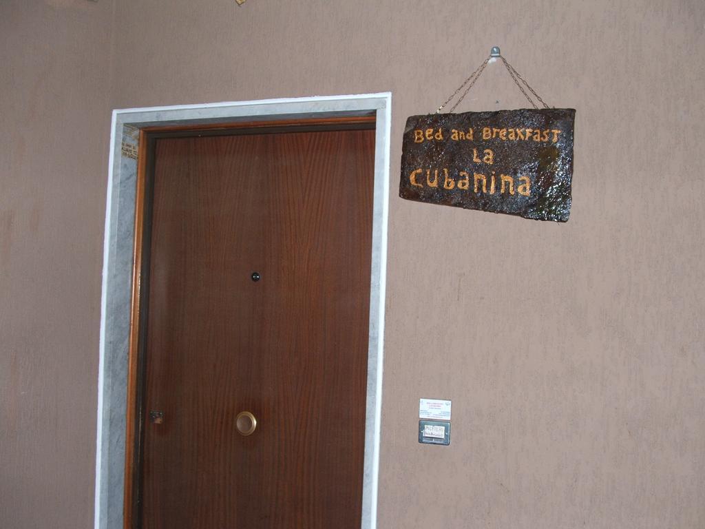 B&B La Cubanina ローマ エクステリア 写真