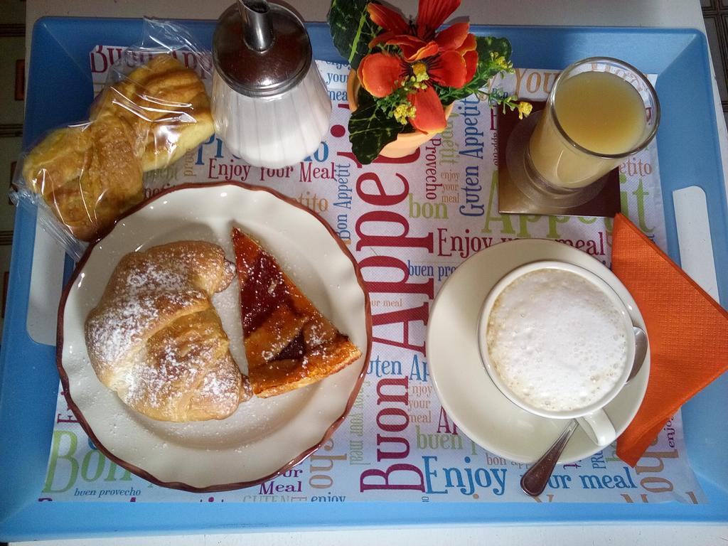 B&B La Cubanina ローマ エクステリア 写真