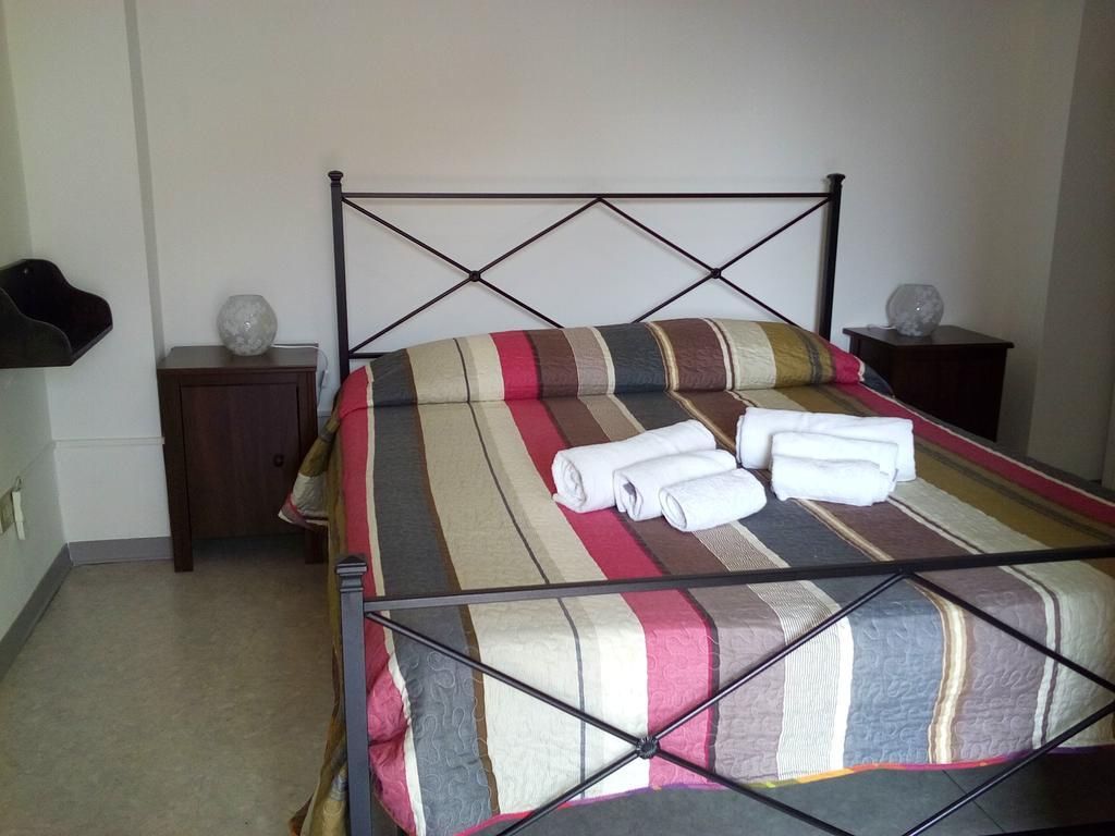 B&B La Cubanina ローマ エクステリア 写真